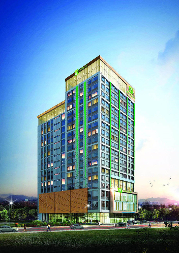 Holiday Inn Ulaanbaatar By Ihg Exterior foto
